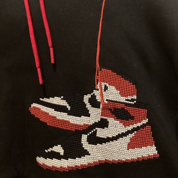Embroided 'OG Black Toe' Jordan 1s Hoodie - Picture 4 of 10